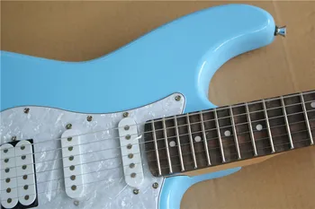 Yeni özelleştirilmiş mavi büyük baş fan vibrato st elektrik gitar, HSS pikap, gülağacı klavye, beyaz inci guard kurulu, hangi c