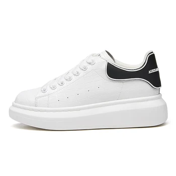 KANGNAI Kadın Sneakers Düz Platformu Bahar Yaz Dantel-Up Beyaz Ayakkabı Moda Rahat Vulkanize Ayakkabı