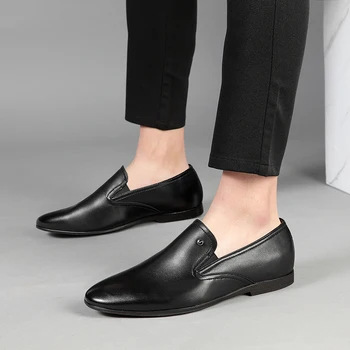 Jackmiller yeni bahar erkek elbise ayakkabı mikrofiber suni deri rahat ayakkabılar ış erkek mokasen ayakkabıları katı siyah esnek