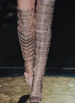 Dipsloot Kadın Seksi Beyaz Çıplak Bling Bling Rhinestone Diz Üzerinde Çizmeler Sivri Burun Cuts Out Sequins Yüksek Üst Uzun Çizmeler