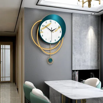 Yeni modern basit saat duvar saati oturma odası moda ev dekorasyon saati Avrupa ışık lüks yaratıcı duvar saati