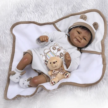 El yapımı Yeniden doğmuş Bebek Bebek yumuşak vücut Siyah Cilt Moda silikon Yeniden Doğmuş erkek Bebek çocuk Günü Hediyeleri Gerçekçi