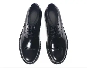 Yeni varış resmi erkek ayakkabısı siyah yuvarlak ayak düğün ayakkabı erkekler ıçin klasikleri perçin derby lace up hakiki deri elbise ayakkabı