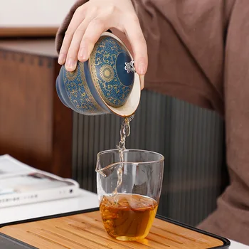 Sır Seramik Teaware Çiçek Boyalı Altın Vinç Desen Çanak Çömlek Seramik Demlik İle 6 Bardak Taşınabilir Seyahat çay seti Drinkware